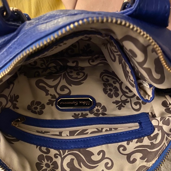 Royal Blue Purse - Picture 4 of 4